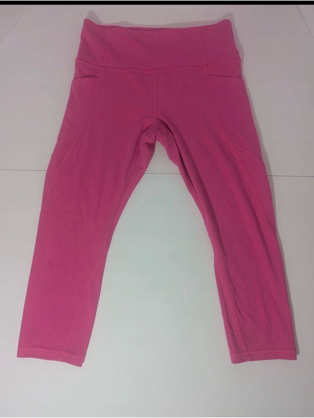 Athleta Bright Pink Capri Leggings